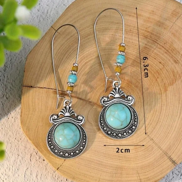 Western style earrings - Picture 2 of 2